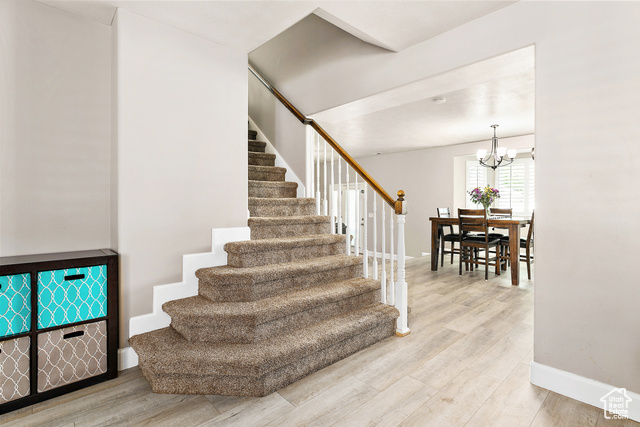 Photo 9 for MLS #2088705 at 137 Stern Ct