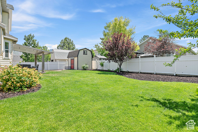 Photo 36 for MLS #2088705 at 137 Stern Ct