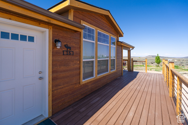 Photo 18 for MLS #2088707 at 16 E Pearly Ln