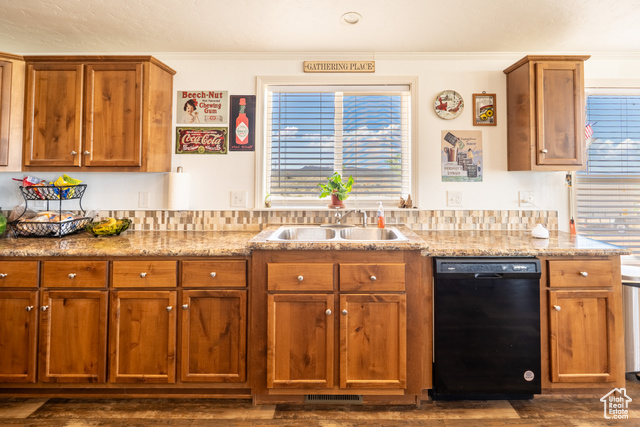 Photo 24 for MLS #2088707 at 16 E Pearly Ln
