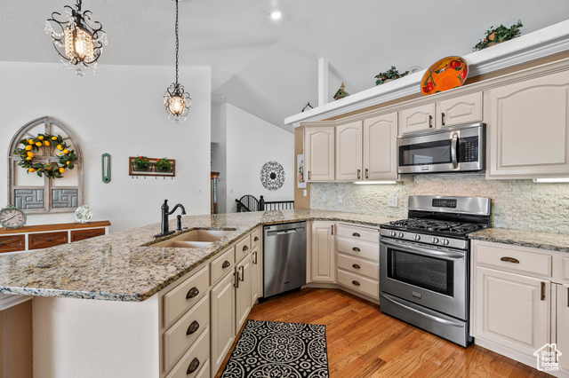 Photo 11 for MLS #2088711 at 896 E 380 North