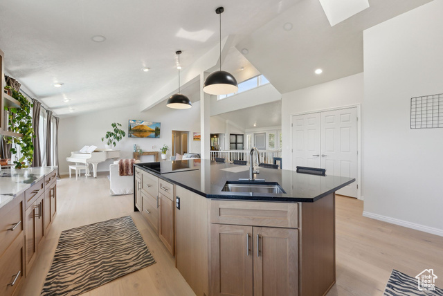 Photo 14 for MLS #2088715 at 4484 S Parkview Dr