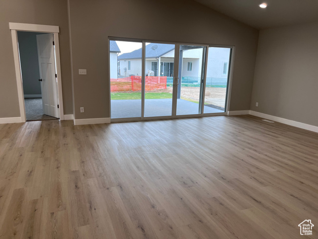 Photo 7 for MLS #2088737 at 2367 E Marigold Dr