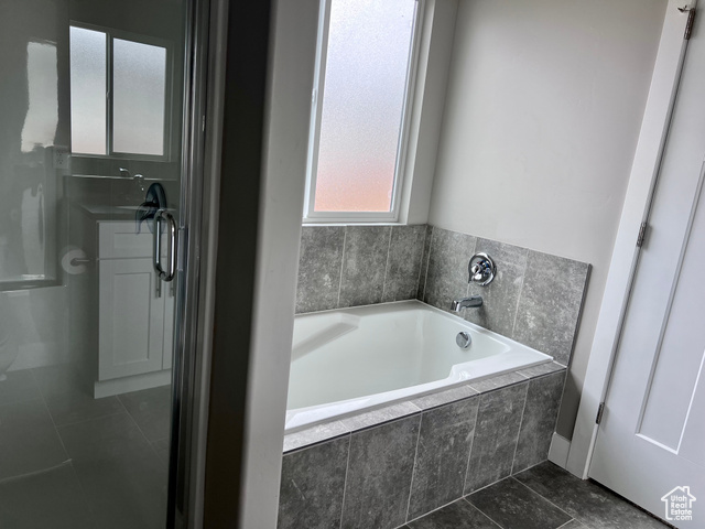 Photo 14 for MLS #2088737 at 2367 E Marigold Dr
