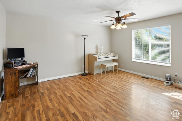 Photo 7 for MLS #2088740 at 2223 S Allison Way