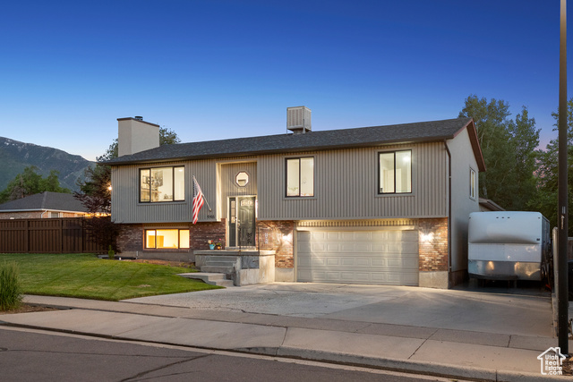946 E 10715 S, Sandy UT 84094