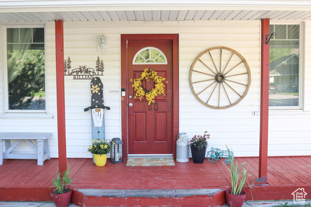 Photo 2 for MLS #2088754 at 138 S 500 East
