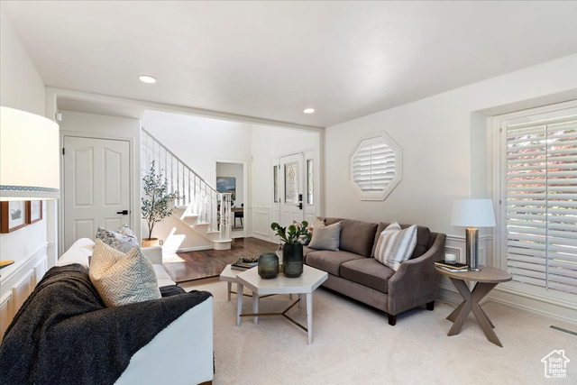 8697 Willow Green Cir
