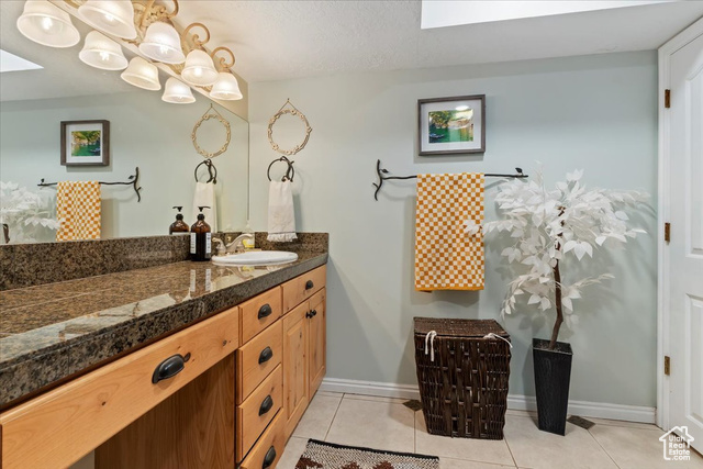 8697 Willow Green Cir