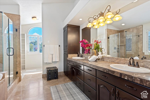 8697 Willow Green Cir