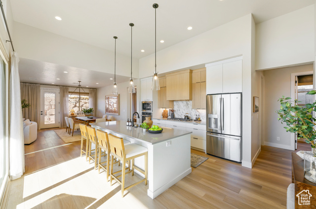 Photo 2 for MLS #2088814 at 1461 Flare Ct #77