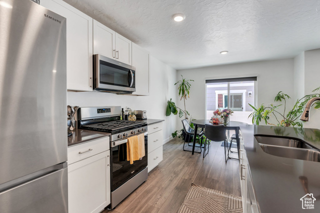 Photo 6 for MLS #2088823 at 1073 E Dory Boat Rd