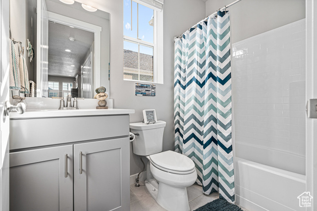 Photo 22 for MLS #2088873 at 9857 N Featherstone Dr