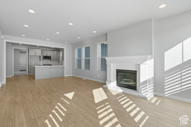 Photo 8 for MLS #2088873 at 9857 N Featherstone Dr