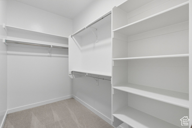 Photo 19 for MLS #2088873 at 9857 N Featherstone Dr