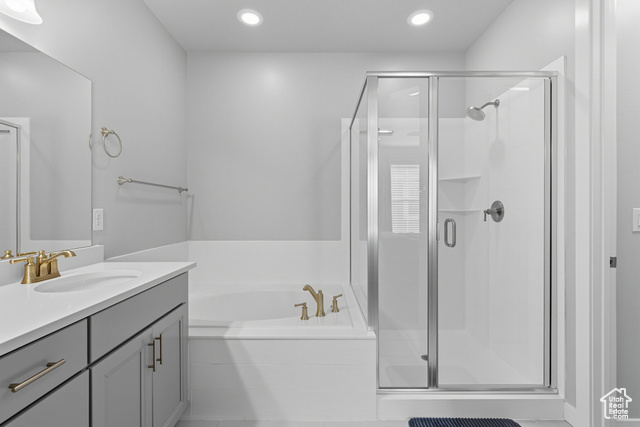 Photo 17 for MLS #2088873 at 9857 N Featherstone Dr
