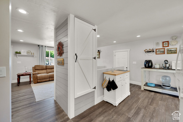 Photo 3 for MLS #2088976 at 648 W 2200 North