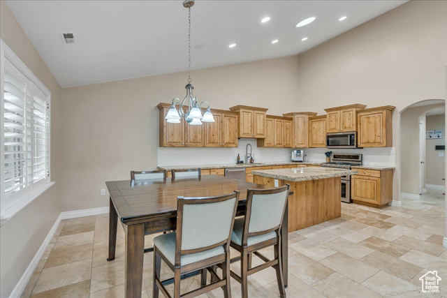 Photo 14 for MLS #2089002 at 10605 S Willow Valley Rd