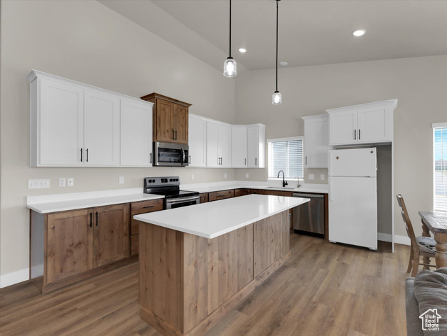 Photo 8 for MLS #2089040 at 3425 W Isabel Way