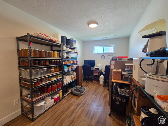 Photo 18 for MLS #2089071 at 307 E 260 North