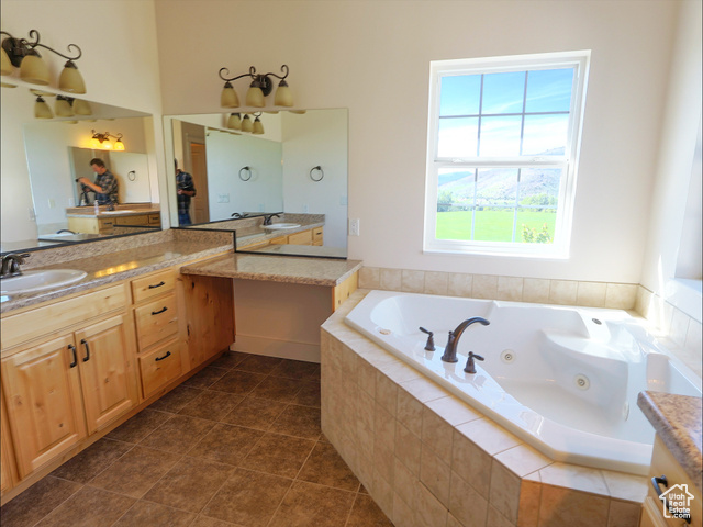 Photo 40 for MLS #2089107 at 2307 Maple Leaf Dr