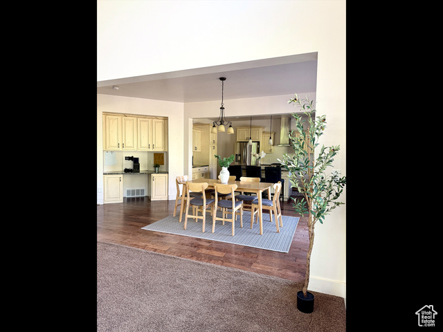 Photo 15 for MLS #2089107 at 2307 Maple Leaf Dr