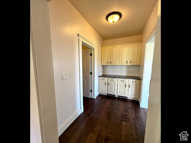 Photo 24 for MLS #2089107 at 2307 Maple Leaf Dr