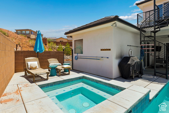 Photo 6 for MLS #2089108 at 536 N Creek Cir