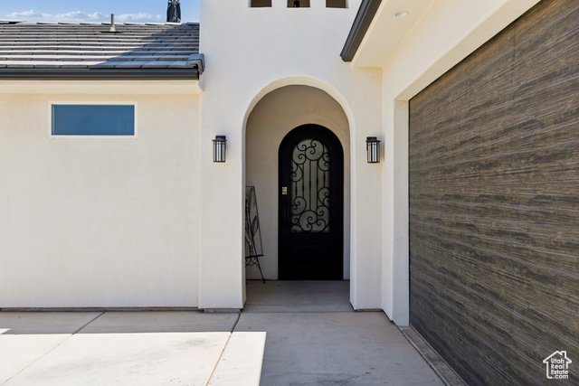 Photo 2 for MLS #2089108 at 536 N Creek Cir