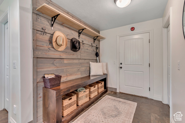 Photo 16 for MLS #2089142 at 2274 S Browning Dr