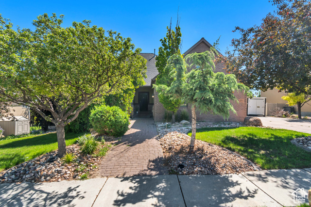 2274 S BROWNING DR, Saratoga Springs UT 84045