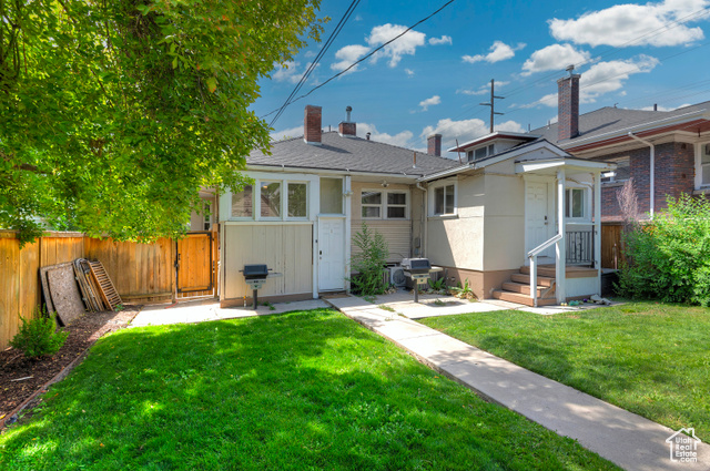 Photo 4 for MLS #2089182 at 807 S 500 East