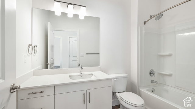 Photo 13 for MLS #2089184 at 1497 N Saratoga View Ln #D