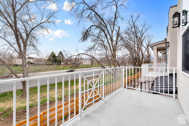 Photo 14 for MLS #2089218 at 746 W Signal Dr