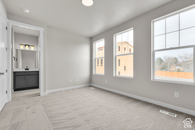 Photo 9 for MLS #2089218 at 746 W Signal Dr