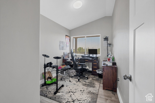 Photo 12 for MLS #2089225 at 740 W Uzona Ave