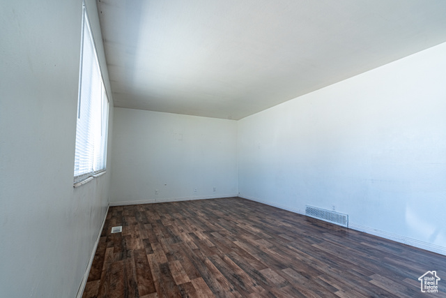 Photo 5 for MLS #2089231 at 3309 S 8000 West