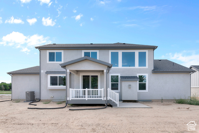 Photo 4 for MLS #2089246 at 1156 W 2325 South