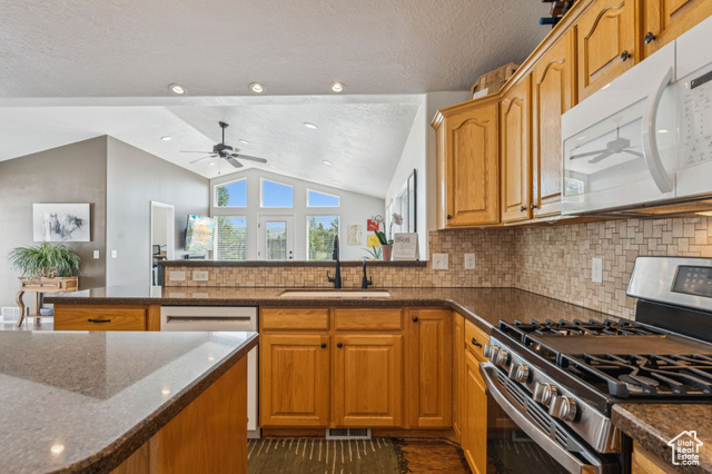 Photo 7 for MLS #2089260 at 7850 Wasatch Way
