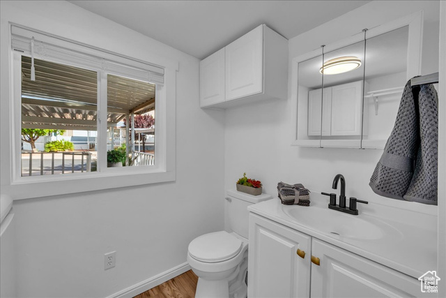 Photo 12 for MLS #2089292 at 1160 E Telegraph St #233