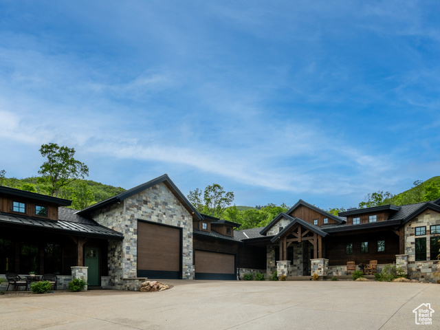 Photo 80 for MLS #2089372 at 1156 N Valley View Dr