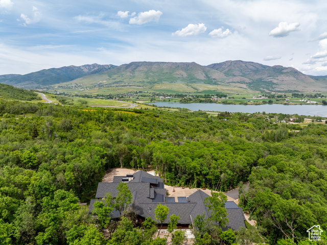 Photo 84 for MLS #2089372 at 1156 N Valley View Dr