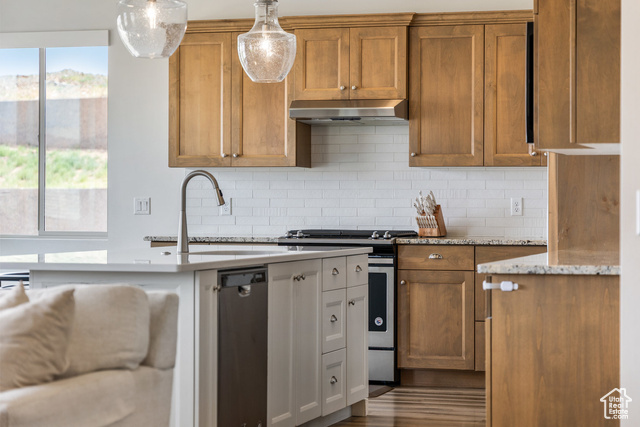 Photo 13 for MLS #2089373 at 1432 Boys Pond Cir