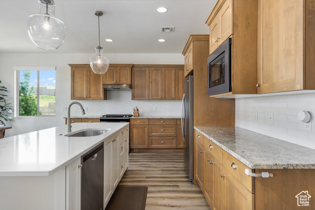 Photo 12 for MLS #2089373 at 1432 Boys Pond Cir