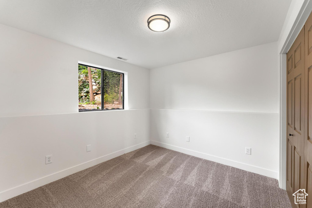 Photo 13 for MLS #2089392 at 4077 N Devonshire Cir