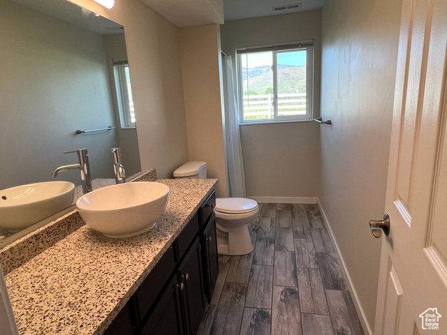 Photo 23 for MLS #2089425 at 8842 E 500 South