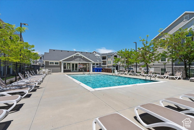 Photo 20 for MLS #2089435 at 4192 W Mckellen Dr #B2