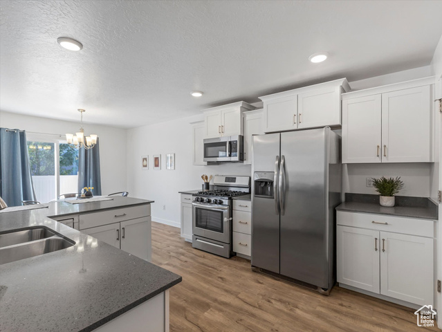 Photo 8 for MLS #2089440 at 3592 W Beckham Dr