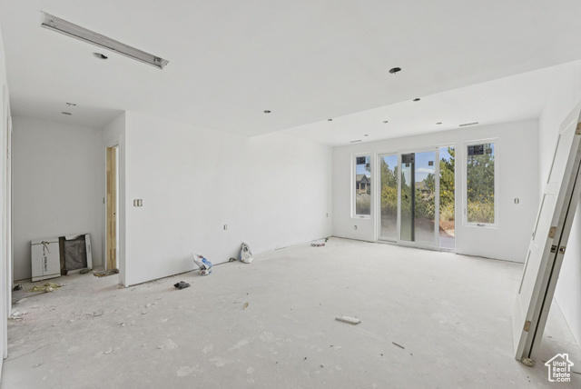 Photo 7 for MLS #2089477 at 1912 W Mochila Cir