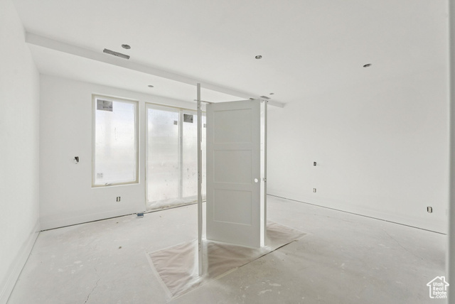 Photo 10 for MLS #2089477 at 1912 W Mochila Cir